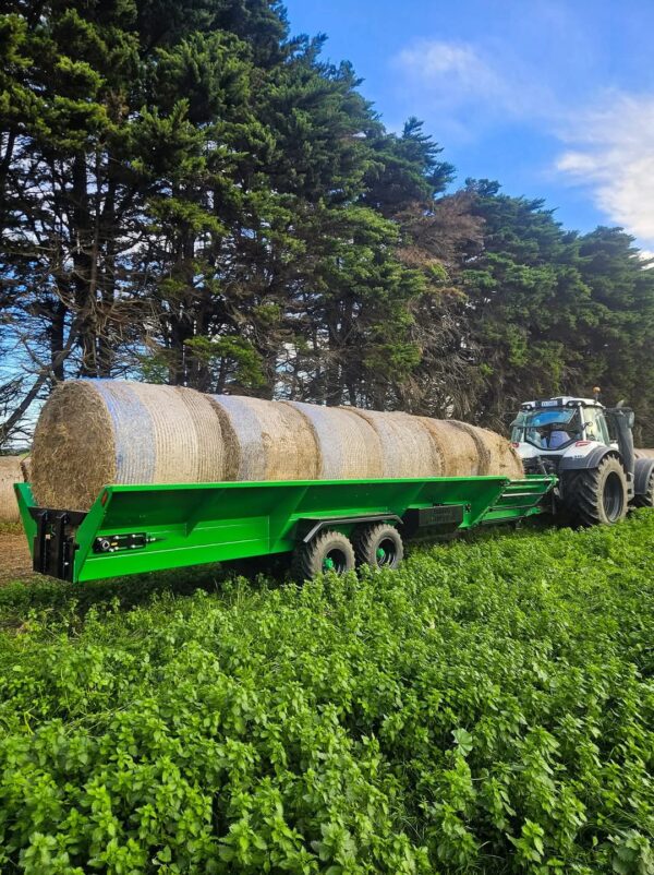 Truline Ultimate R6 Bale Feeder - Image 3
